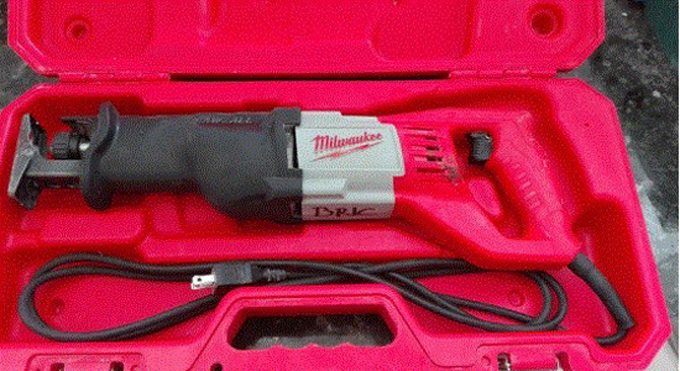 Roban equipo a rescatistas de Cancún