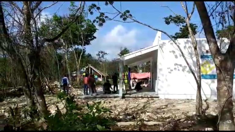 Hallan cadáver en kínder en construcción