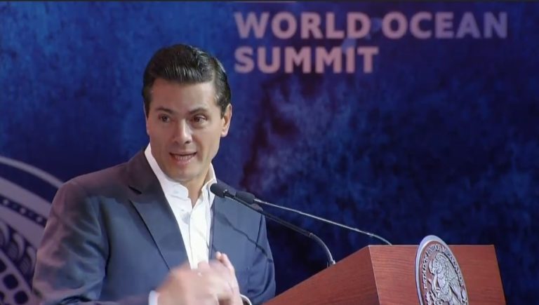 Desde Playa, da Peña Nieto mensaje ambientalista