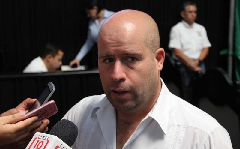 Pide de la Peña cabeza de consejero electoral