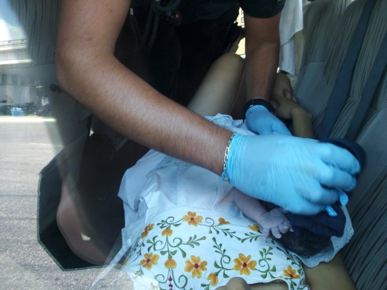 Nace bebé en Periférico de Mérida al averiarse ambulancia