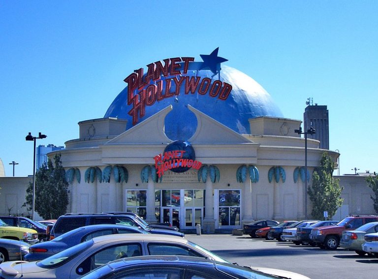 Prepara Planet Hollywood un hotel en Cancún para el próximo año