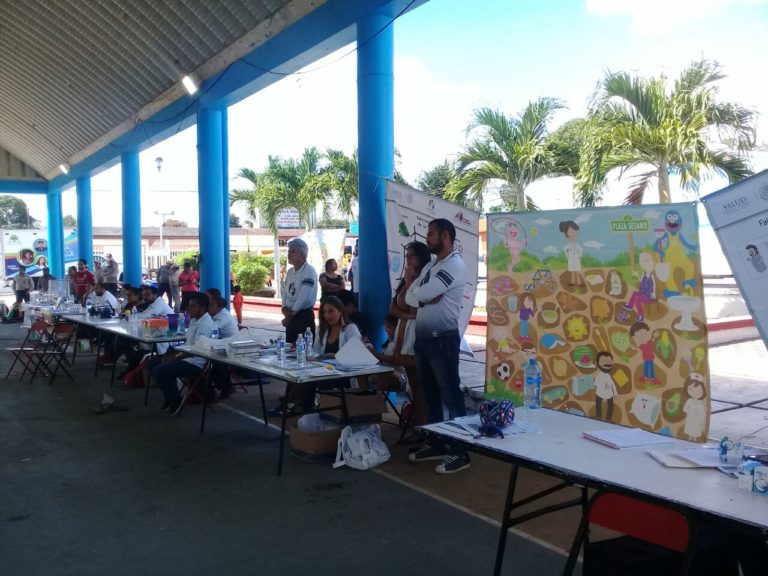 Faltan médicos en las comunidades de Lázaro Cárdenas