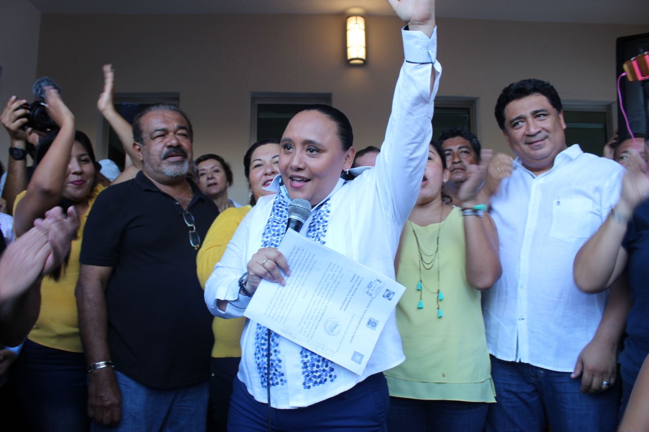 Cristina Torres, inscrita para reelección