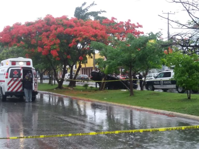 Persecución con balazos termina en accidente en la SM 50