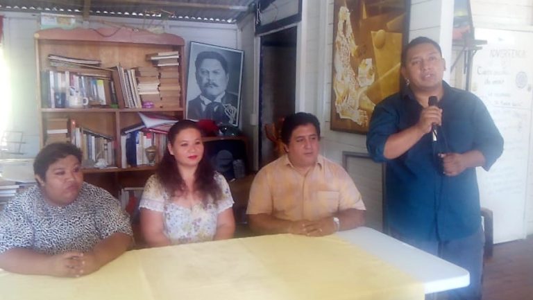 Se unen asociaciones para vigilar a políticos