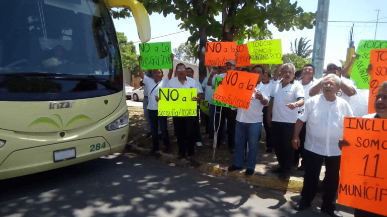 Taxistas agradecen al Teqroo por suspender la consulta