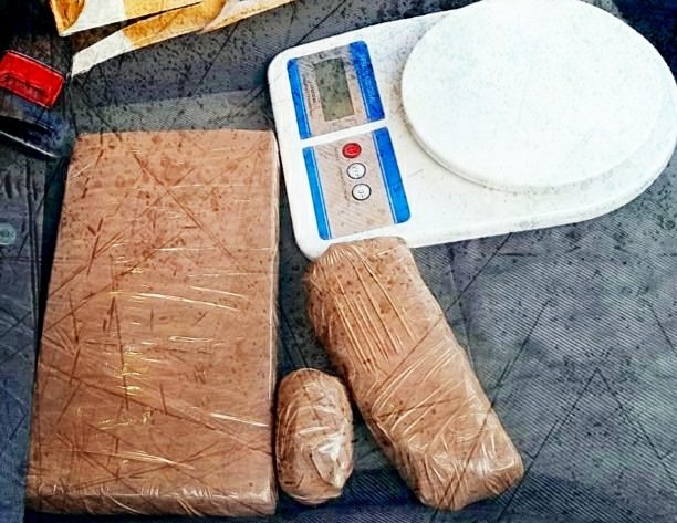 Cae sujeto con kilo y medio de cocaína en Paseos del Mar
