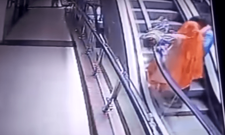 Selfie cobra la vida de un bebé en la India