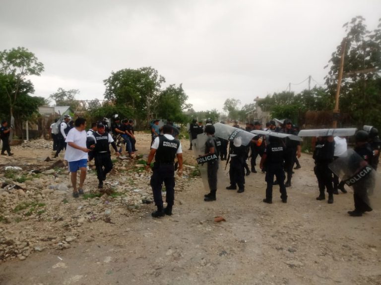Intento de desalojo en InHouse deja un herido y varios detenidos
