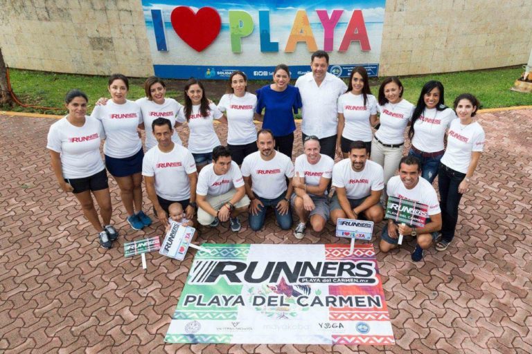 Corredores playenses se hacen presentes en el Maratón de Praga