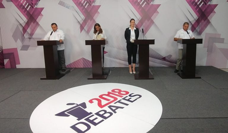 Suben tono del debate de candidatos de Benito Juárez