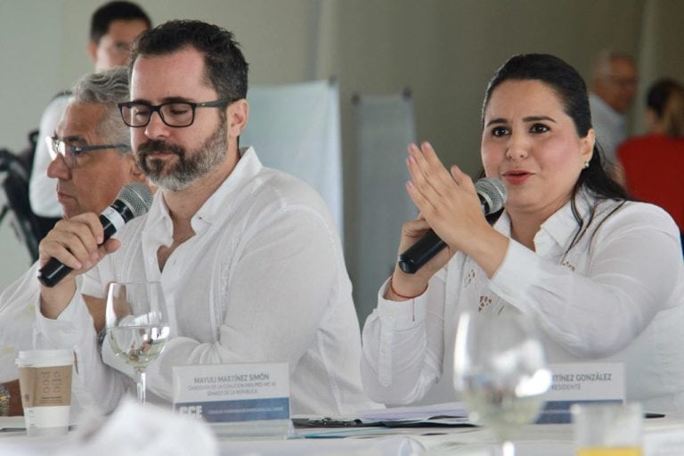 Contra la corrupción vamos a destituir a servidores públicos: Mayuli