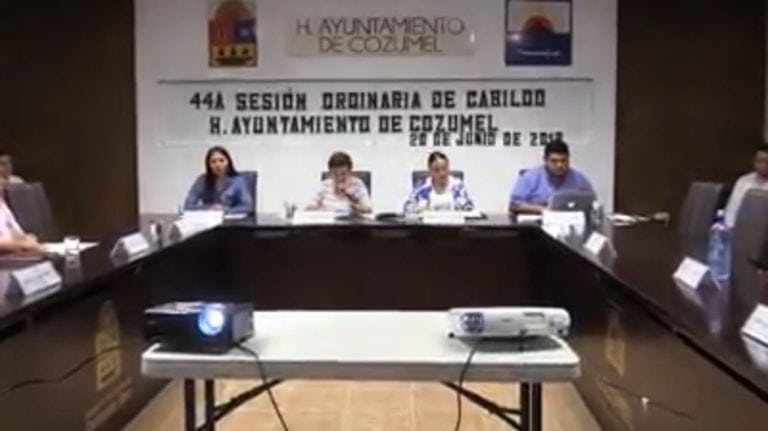 Se rebelan regidores contra Perla Tun; no asisten a sesión