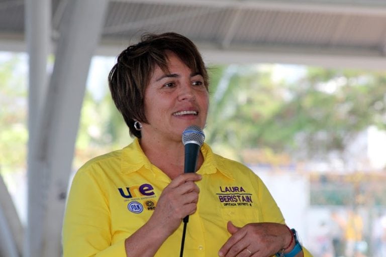 Con “mañas”, Beristain simula apoyo de morenistas