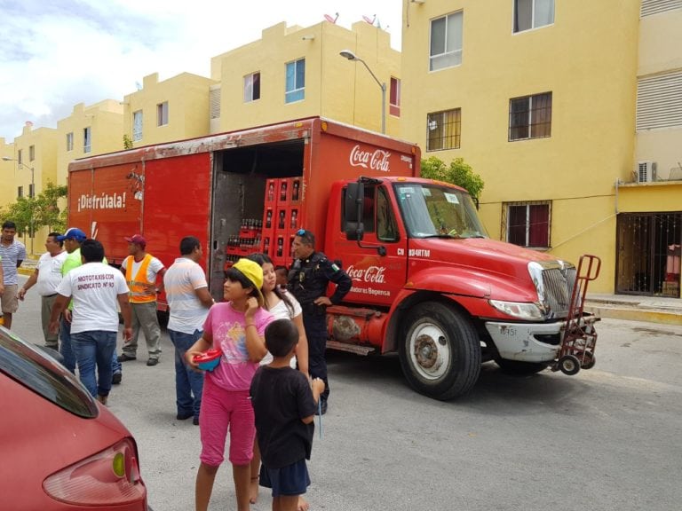 Roban a repartidores de refrescos en la Región 251