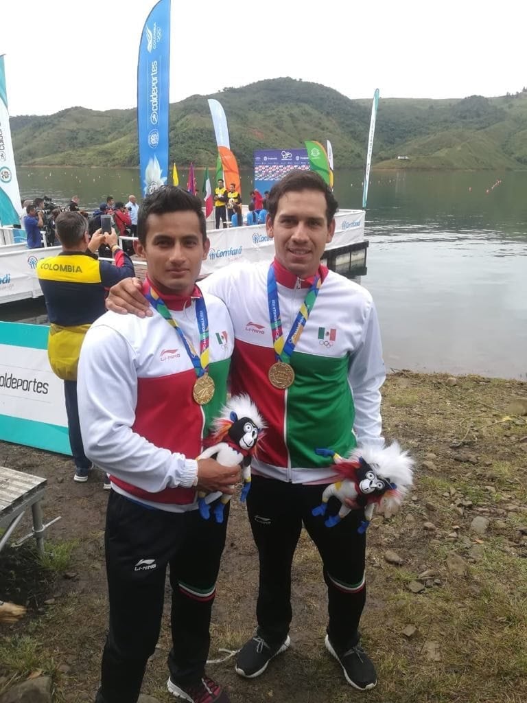 Suben kayakistas de Quintana Roo al podium en los Juegos Centroamericanos