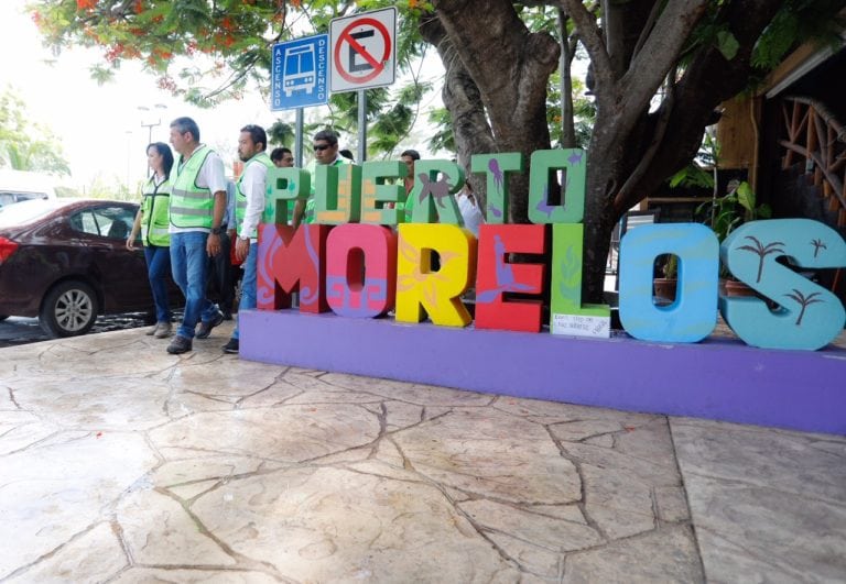 Supervisa Laura Fernández avance de obras en Casco Antiguo de Puerto Morelos