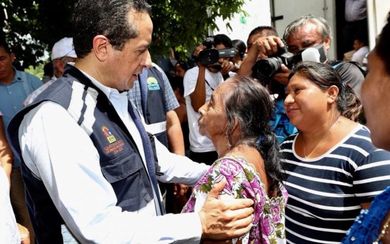 Impulsamos el desarrollo social con capacitación para mejorar el ingreso familiar: Carlos Joaquín