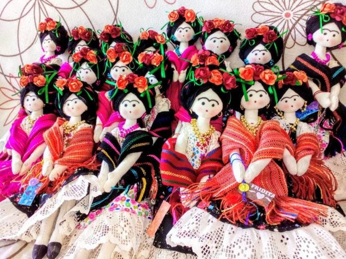 El Día Internacional del Artesano, a celebrarse el 19 de marzo, se celebrará en Parque Museo de la Cultura Maya para promover la cultura, el arte y la gastronomía, así como las artesanías que se producen en todo el estado.