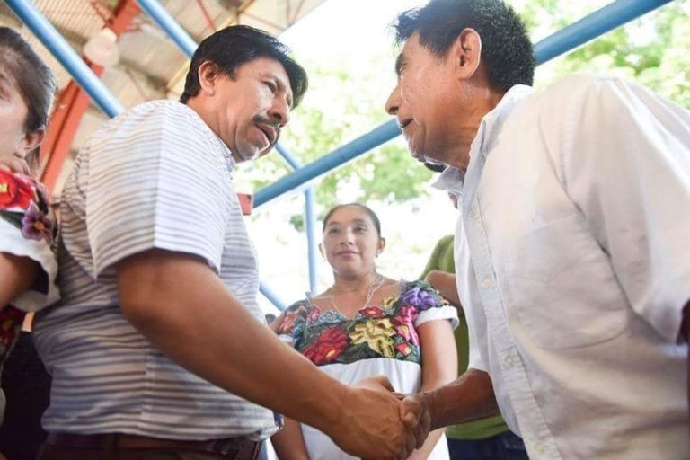 Víctor Mas reitera compromisos de campaña en gira de agradecimiento