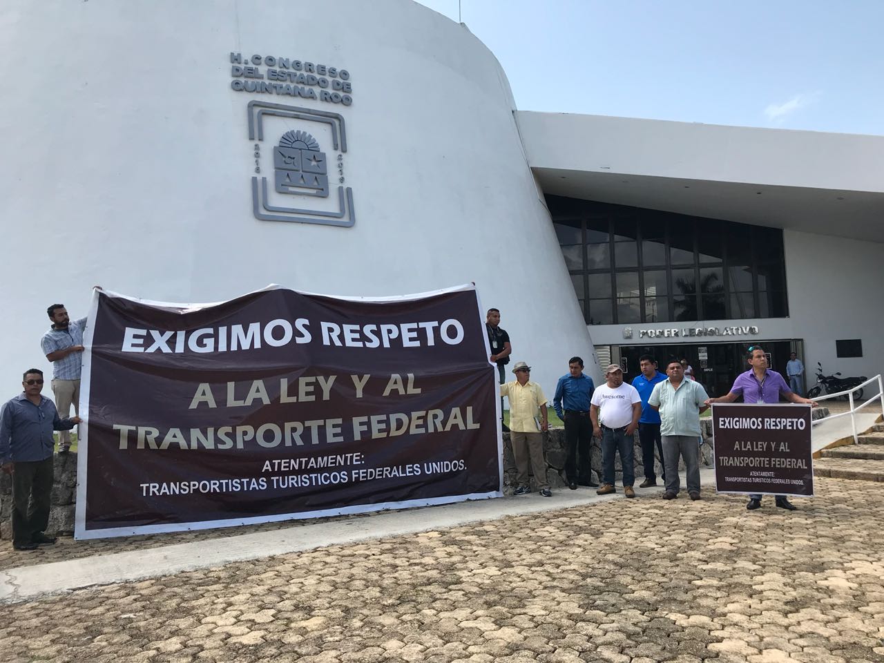Transportistas solicitan audiencia con diputados