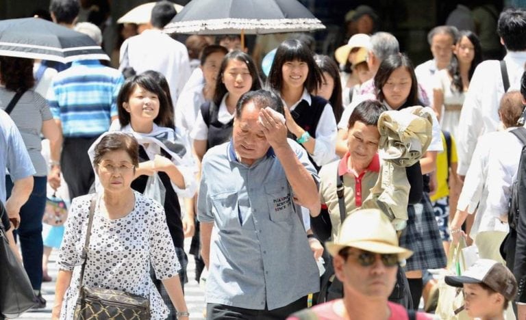 Ola de calor invade a Japón; 14 fallecimientos y mil 500 hospitalizados
