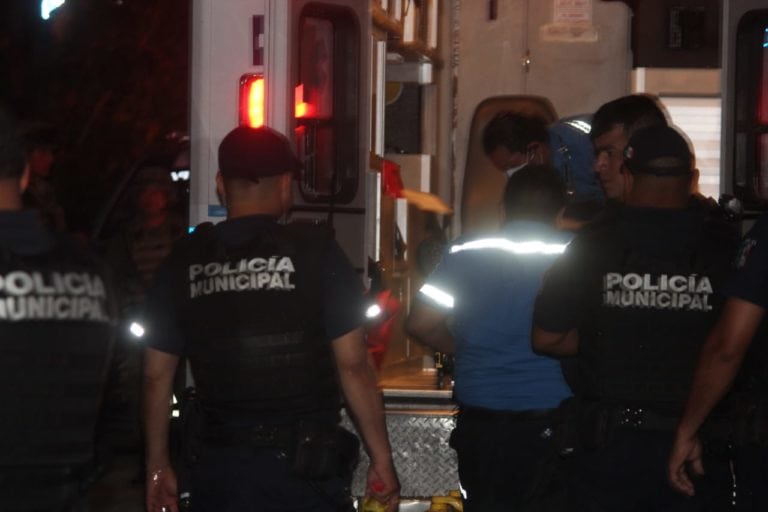 ¡Taco de oreja! Le disparan a mesero