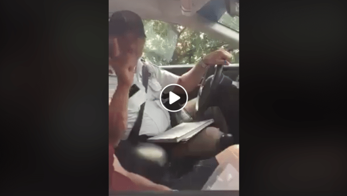 policías de tránsito