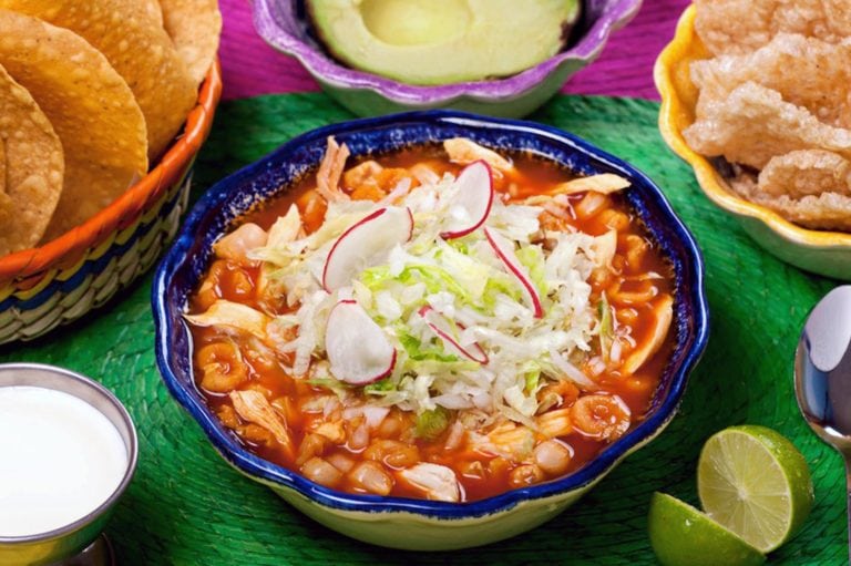 IMSS declara al pozole una comida completamente saludable