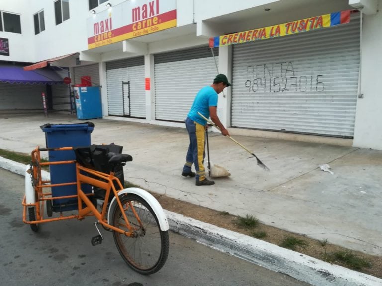 Mejora Servicios Públicos imagen urbana de Puerto Aventuras