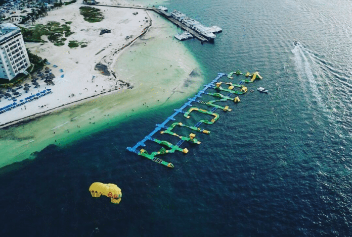 parque acuático inflable