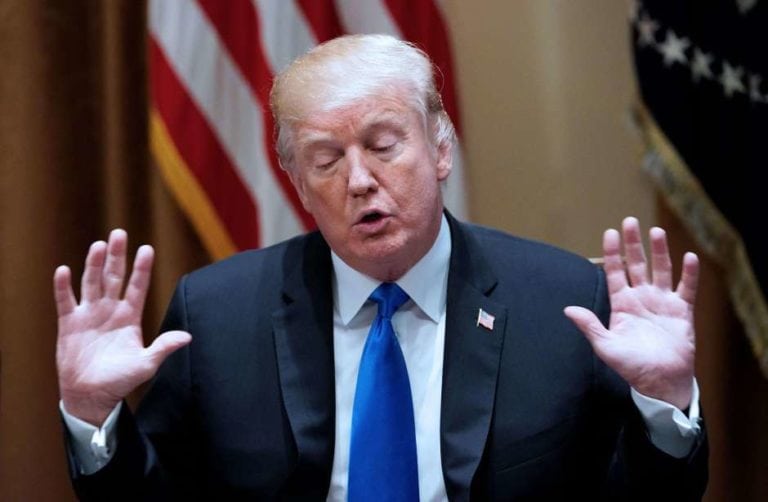 Trump asegura que The New York Times y The Washington Post desaparecerán en siete años