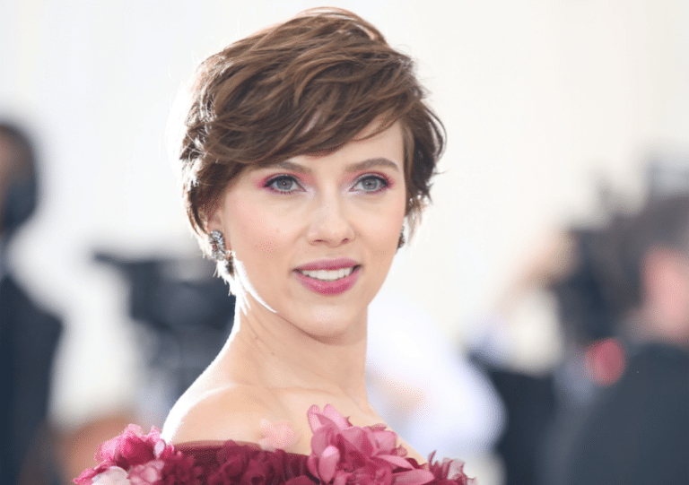Scarlett Johanson le “llueven” las críticas por interpretar a un transexual