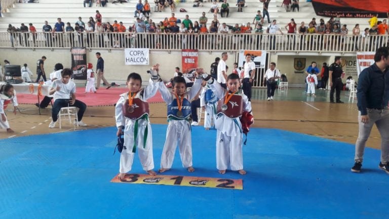 Guerreros mayas sacan la casta