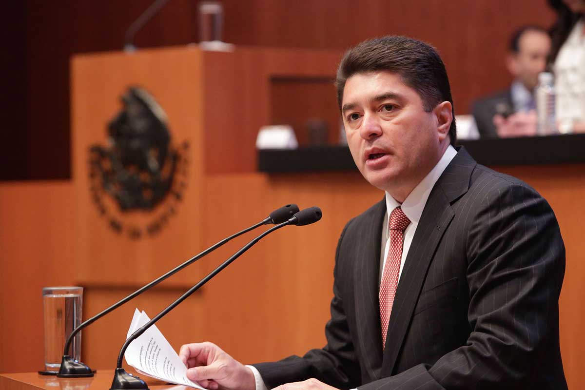 SAT debe investigar a Félix González Canto