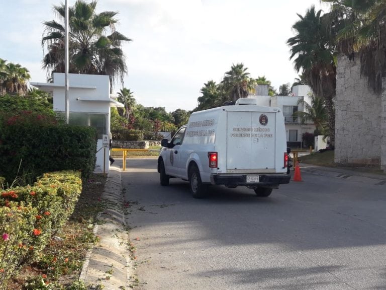 Ejecutado en Villas del Arte; golpean a guardia y huyen