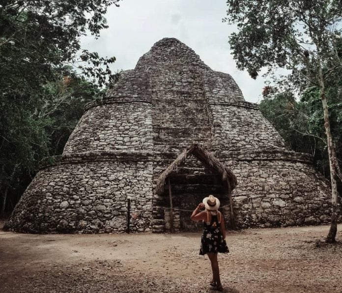 Cobá