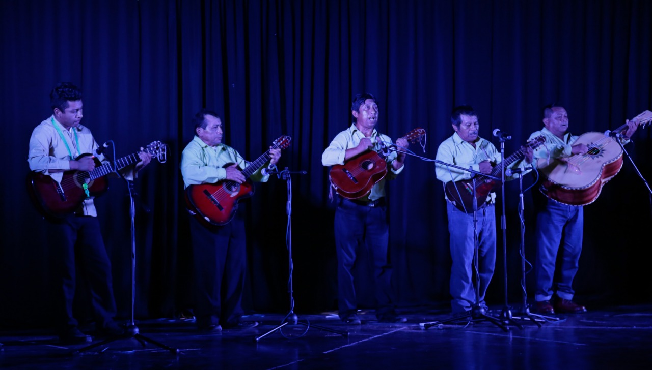 Honra Solidaridad tradiciones de pueblos originarios mayas