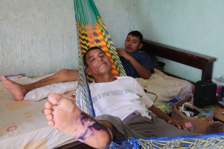 Accidente en obra cambia la vida a dos trabajadores de Puerto Morelos