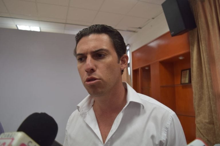 Desconoce Remberto proyecto de metrobús o tren ligero