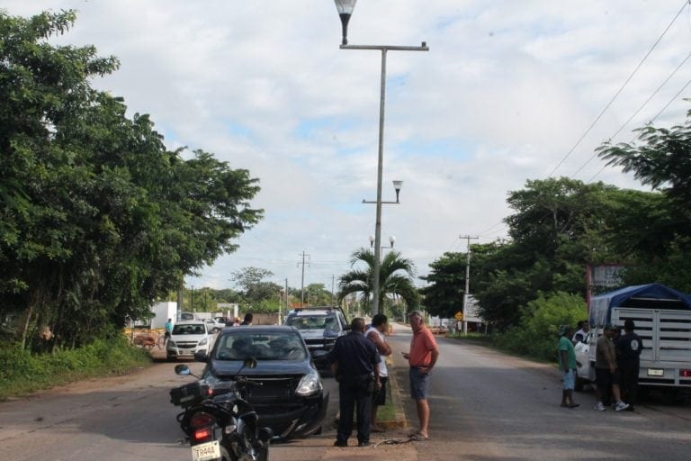Favorecen a empresario de Holbox con peritaje, acusa ciudadano de accidente vehicular