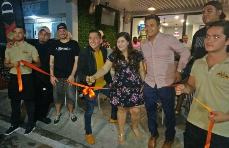 Un nuevo bar de mariscos se instala en Playa del Carmen