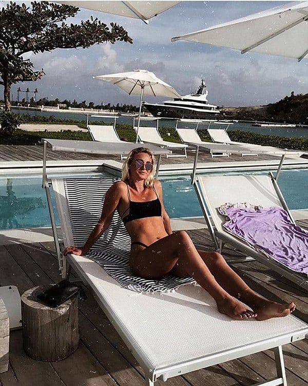 Muere modelo australiana en un yate del magnate mexicano, exdueño de Aguakan