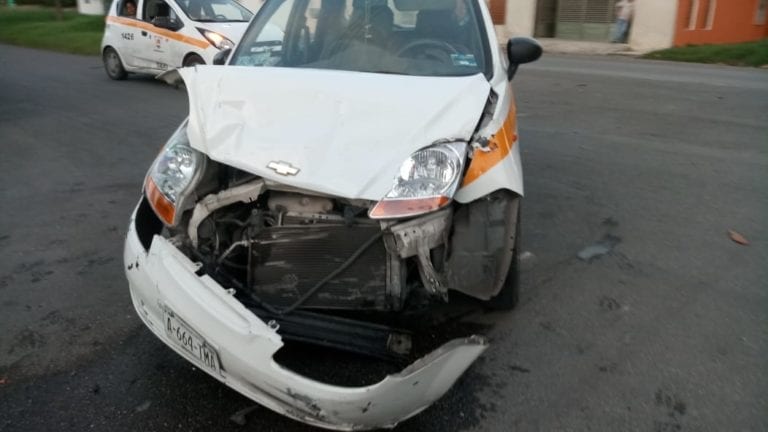 Conductor provoca choque e intenta huir