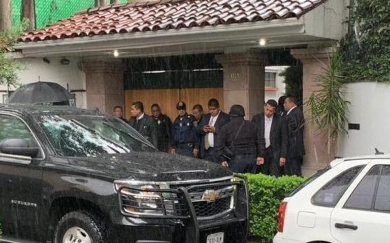 Matan a policía en casa del Cardenal Norberto Rivera; agresor vestía de militar