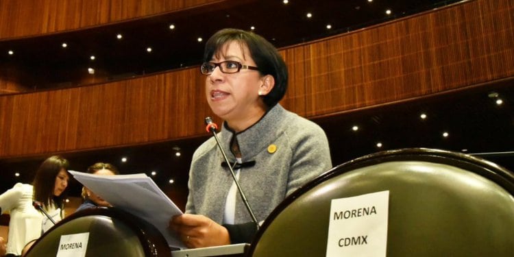 Diputada de Morena quiere despenalizar el aborto en los “36 estados del país”