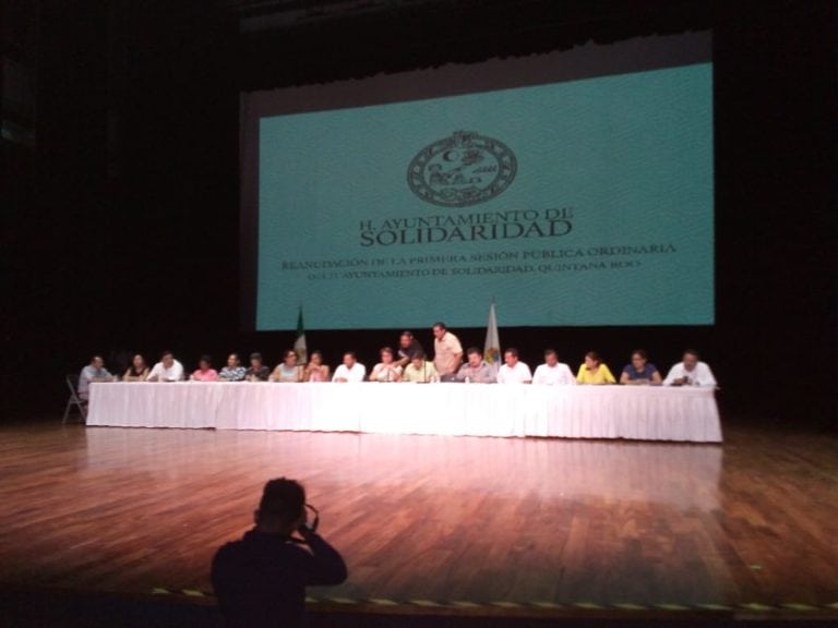 Doblegan a Laura Beristain; designa al secretario general que no quería