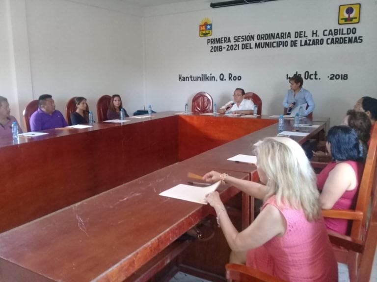 Completa Nivardo Mena nombramientos en Lázaro Cárdenas