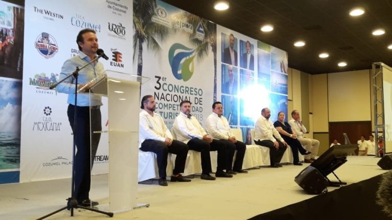 Sí va cuarto muelle, afirma Pedro Joaquín